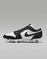 SOULIERS DE FOOTBALL JORDAN FOOTBALL SHOES ADL.